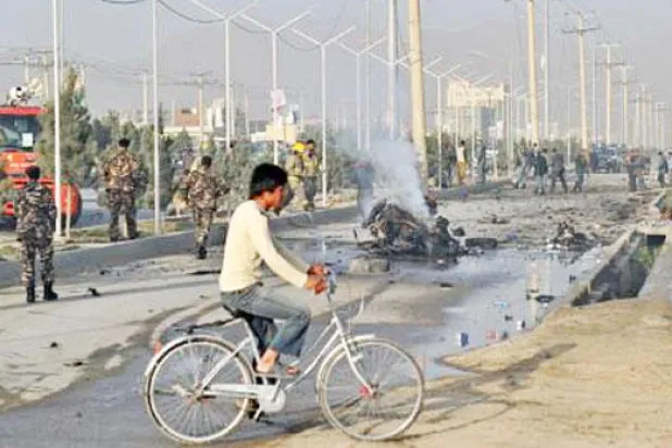 الدفعة الأولى من المساعدات الإنسانية للسعودية تصل مطار كرزاي الدولي