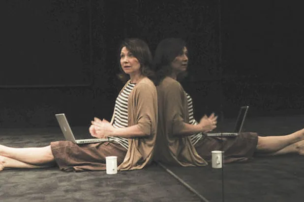 رمزية قوية تعكس حقيقة عالمنا المعاصر