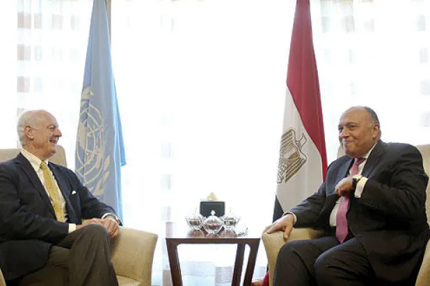دي ميستورا يبحث مع وزير الخارجية المصري حصيلة لقاءاته مع الأطراف السورية