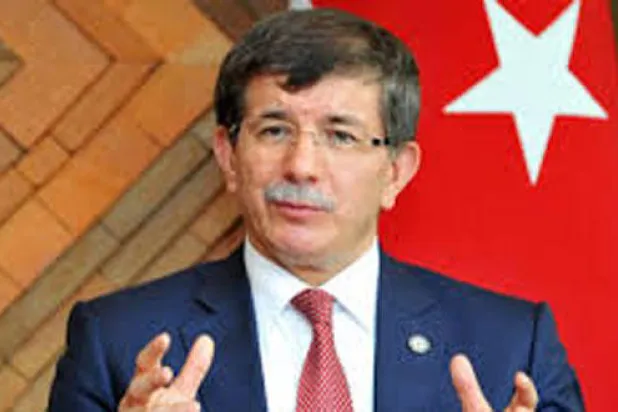 هويات مؤقتة وأذونات عمل للاجئين السوريين في تركيا