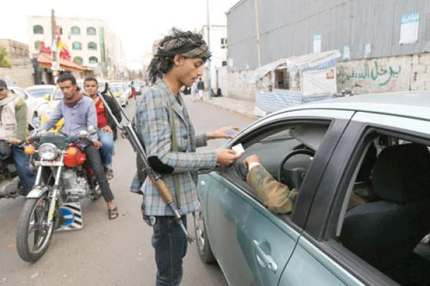 صحافي أميركي محتجز كان أهم أهداف غارة الكهف الجبلي باليمن