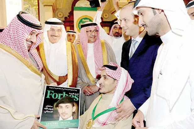 أمير الرياض يكرم رواد الأعمال الأكثر إبداعا في السعودية حسب قائمة «فوربس»