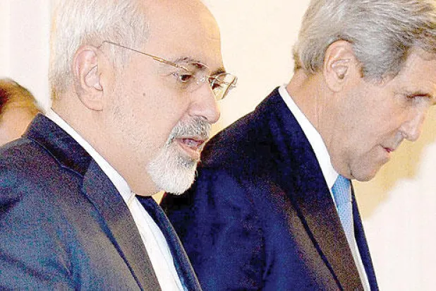 موجة تفاؤل باتفاق نووي في إيران يخشى المحافظون أن تتحول إلى «فتنة»