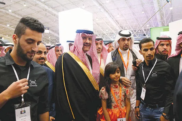 سلطان بن سلمان: نتجه لتخصيص وتفعيل أماكن ترفيهية للشباب في المناطق السياحية