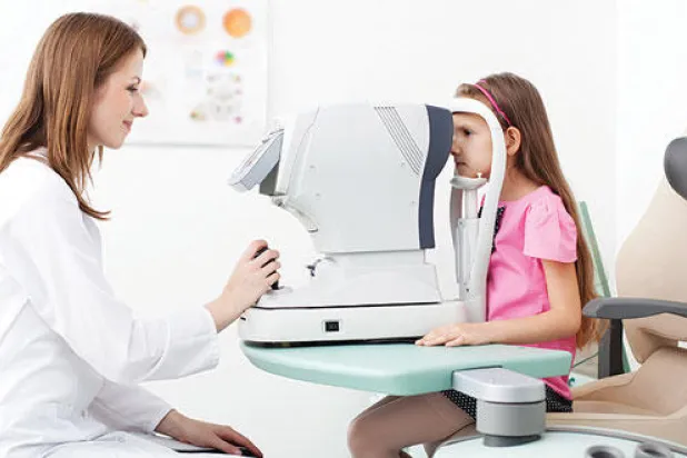 علاج سريع مثير للجدل لقصر النظر لدى الأطفال