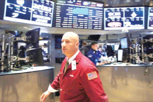 الاقتصاد الأميركي يتباطأ في الربع الأخير مع تراجع الإنفاق الحكومي