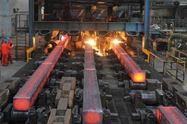 الإنتاج العالمي للصلب الخام يتراجع في يناير.. ومصر والسعودية أكبر المنتجين العرب