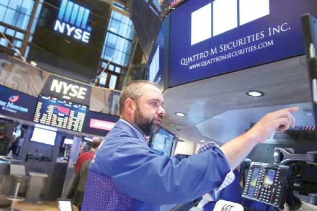 الأسهم الأميركية تتراجع وسط ترقب المستثمرين لقرار رفع الفائدة