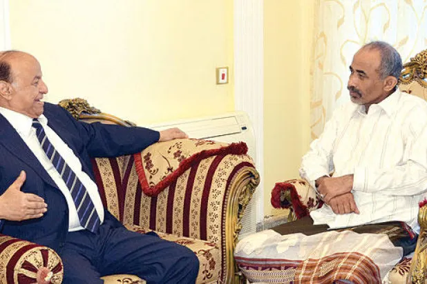 هادي يرتب جيشه.. وصالح والحوثي يحركون ألوية