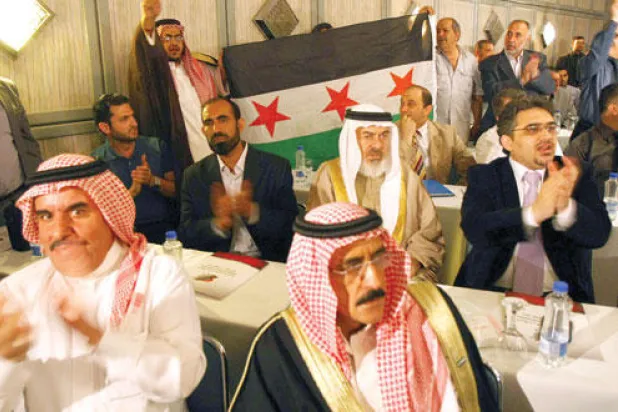 لماذا فشلت المعارضة في بناء مؤسسات قوية؟