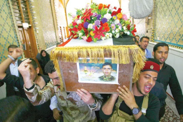 مقبرة «وادي السلام» في النجف تستقبل يوميا العشرات من قتلى معارك تكريت