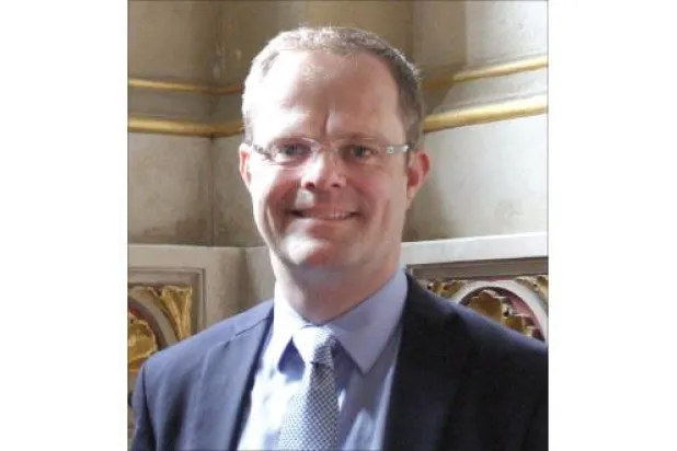 المبعوث البريطاني لسوريا: الحل السياسي بحاجة إلى ضغوط من حلفاء النظام