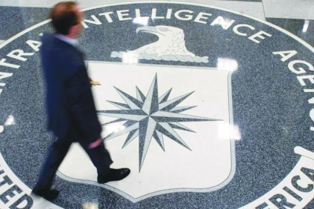 ضباط «سي آي إيه» وعملاء «إف بي آي» يعتمدون أكثر على دور محللي الاستخبارات