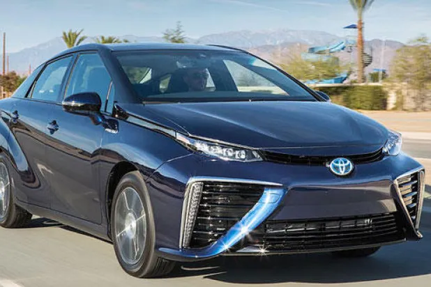 سيارة «ميراي» أي 