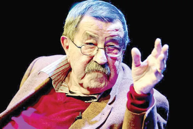 غراس: أهوال النازية ليست ذريعة للصمت