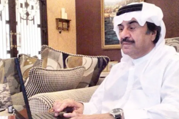 عبد الحسين عبد الرضا يعود للمسرح بكوميديا سياسية مع نص «هذي خلاجينه»