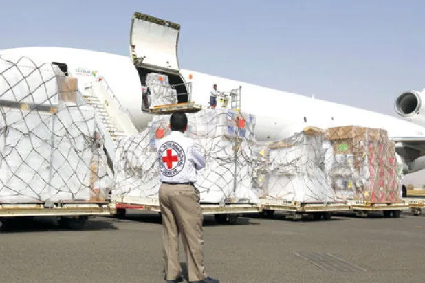 خبراء اقتصاد يضعون خططاً للحيلولة دون أزمة غذائية في اليمن