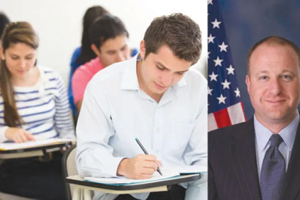 قضية «تسريب أسئلة» تفتح باب السؤال عن «حق المراقبة»