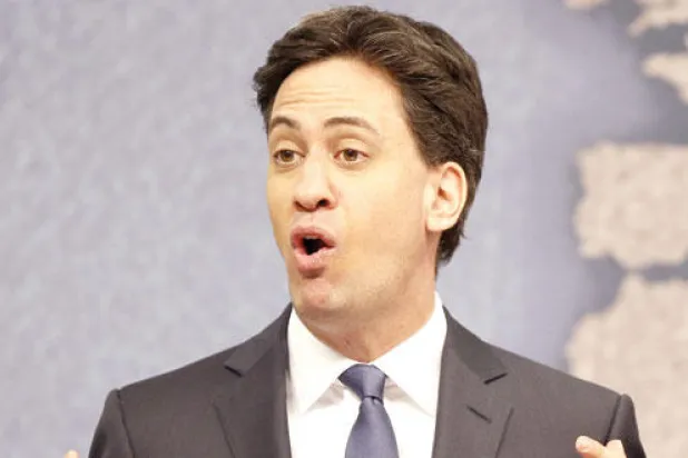 زعيم حزب العمال البريطاني دافع عن رفضه التدخل في سوريا «دون خطة سلام»