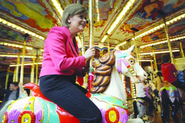 بريطانيا تستعد لانتخابات تاريخية تكسر لثاني مرة على التوالي فكرة حكم الحزب الواحد