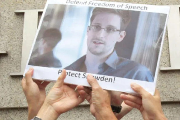 سنودن يحقق من منفاه في روسيا انتصارات داخل بلده الذي يطارده.. أميركا