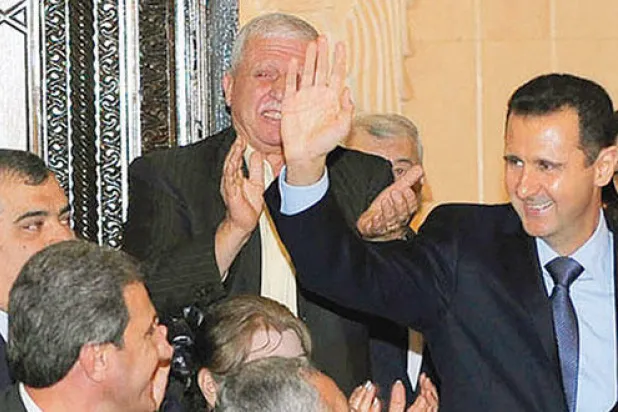 قراءة سياسية في الوضع السوري على ضوء الأحداث الغامضة داخل الدائرة المحيطة بالأسد