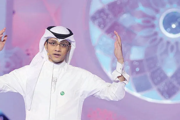 الشاعر السعودي حيدر العبد الله يفوز بلقب «أمير الشعراء»