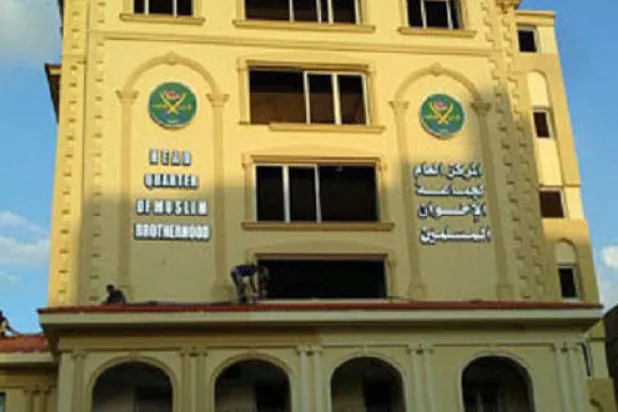 انقسام في {إخوان مصر} يزيح {القطبيين} لصالح المتطرفين