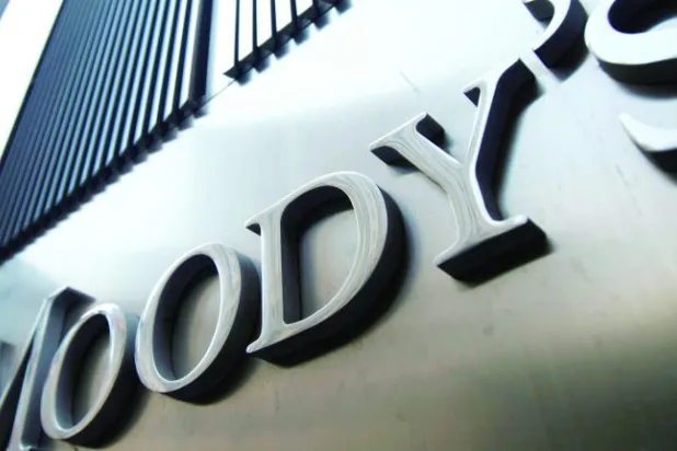 «موديز»: الاقتصاد العالمي سيواصل النمو بوتيرة أقل مما كان عليه قبيل الأزمة المالية
