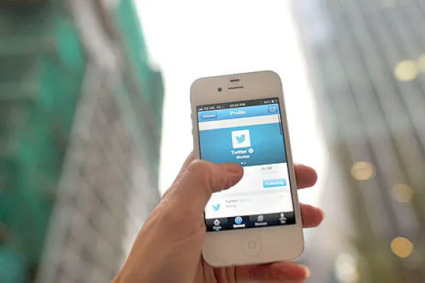 نبأ استقالة الرئيس التنفيذي لـ«تويتر» يؤدي إلى تراجع الإعلانات التجارية