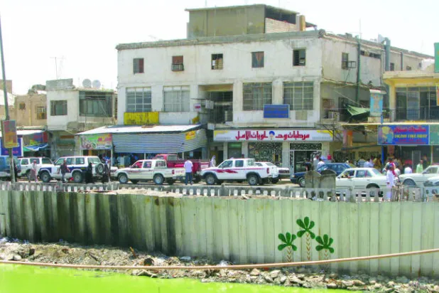 استهداف منزل عضو في مجلس محافظة البصرة طالب باستجواب المحافظ