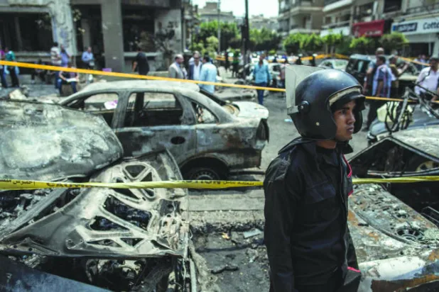 إحباط محاولة إخوانية لتعطيل الملاحة في قناة السويس