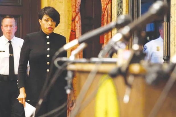 تحديان أمام عمدة بالتيمور: مكافحة الجريمة وكبح جماح الشرطة