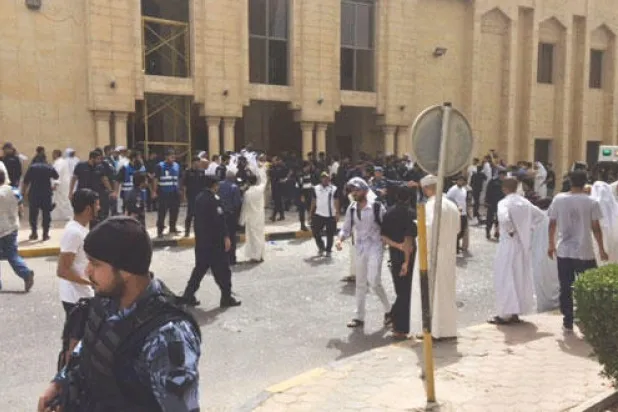 من «الحرم المكي» إلى مسجد «الإمام الصادق».. نحو ذاكرة بلا ثقوب