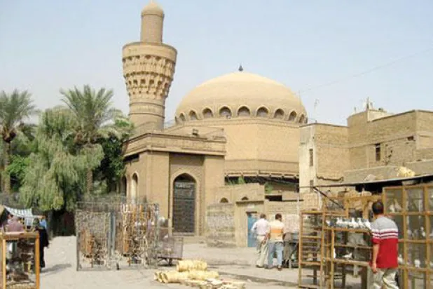 محمد مكية.. تمازج مبدع بين الروحي والبيئي