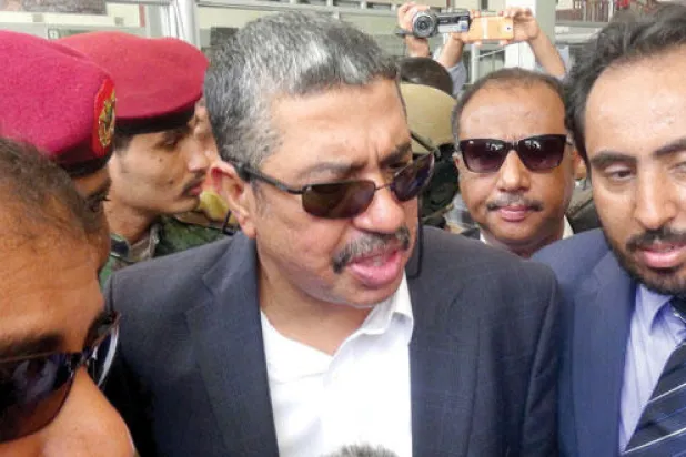 نائب الرئيس اليمني يدخل عدن بعد تحريرها.. وترقب عودة الحكومة بالكامل بعد أسبوعين