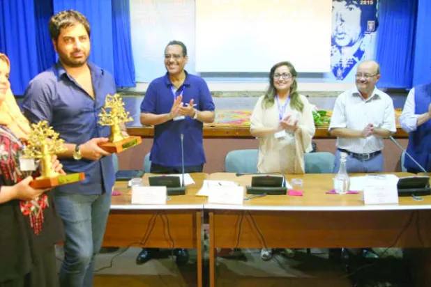 مغربية وأردني يفوزان بـ«جائزة بلند الحيدري للشعراء العرب الشباب» في أصيلة