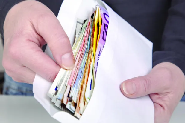 البنوك العالمية ما زالت تواجه تحديات في مكافحة غسل الأموال