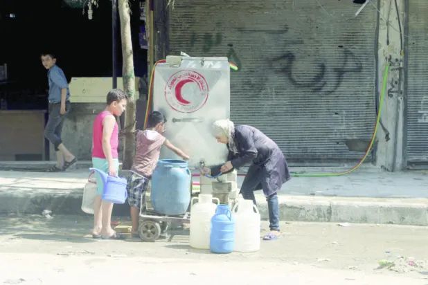 تفاقم الوضع الإنساني في حلب نتيجة انقطاع التيار الكهربائي ومياه الشرب عن المدينة