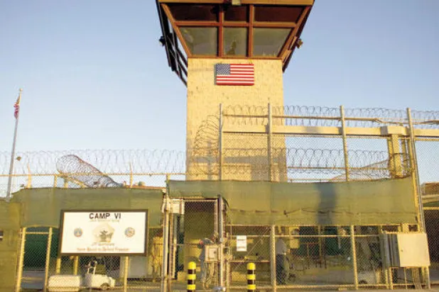 واشنطن: معضلة نقل معتقلي غوانتانامو تهدد خطة إغلاق السجن