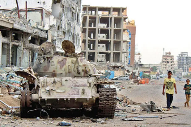 المقاومة الشعبية تشق طريقها نحو تطهير تعز