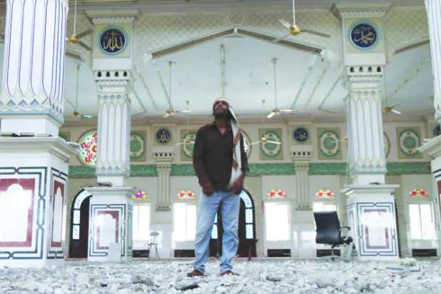 «المقاومة» والجيش الشرعي يخوضان معارك لتطهير مضيق باب المندب من الميليشيات