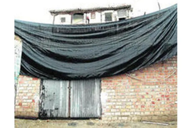 أهالي حي البيازين ينجحون في منع هدم بيت عربي قديم في غرناطة