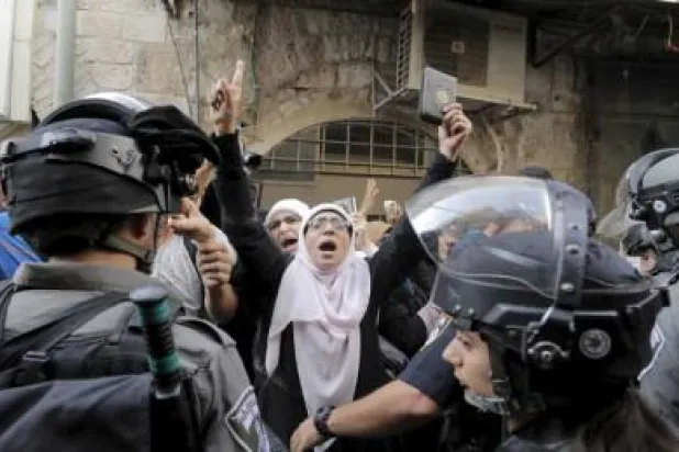 إصرار فلسطيني على عقد قمة إسلامية طارئة لإغاثة المسجد الأقصى