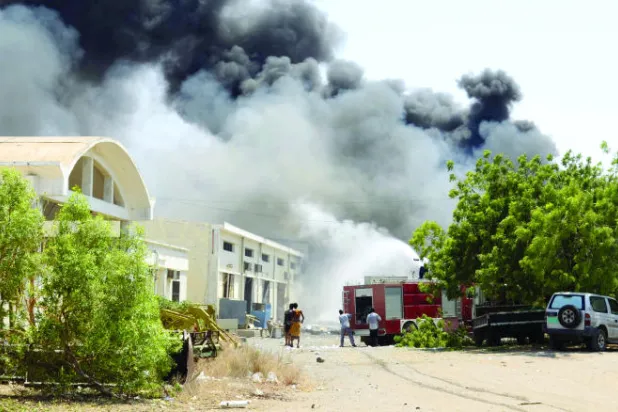 طيران التحالف العربي يجدد غاراته على الحديدة.. ومقتل قيادات حوثية