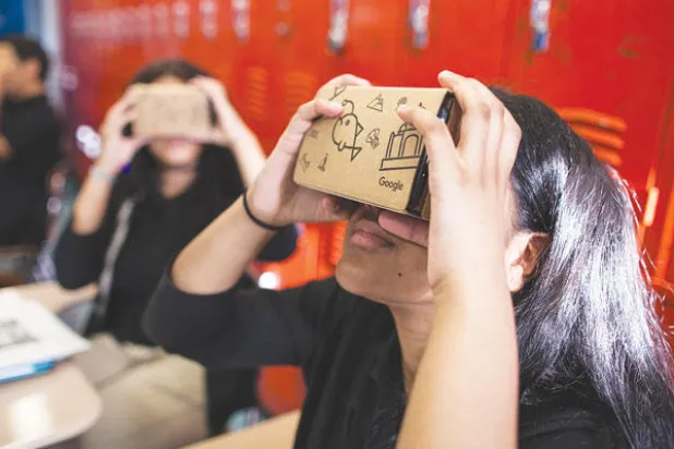 نظام «غوغل» للواقع الافتراضي.. يثري العملية التعليمية