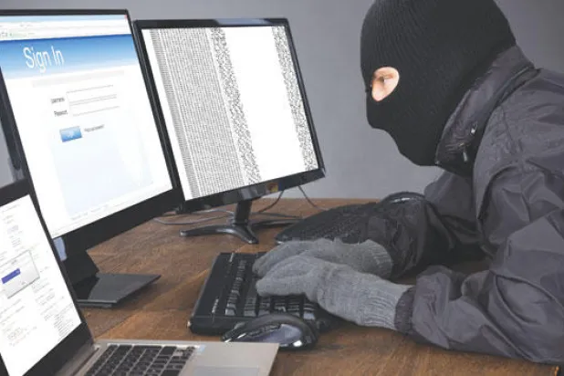 الغرام «الأصولي» بالتقنية.. أعداء «الحداثة» شغوفون بوسائلها