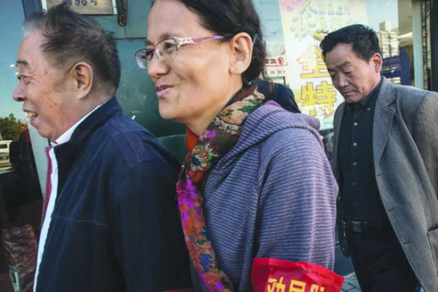 التطوع.. طريق المتقاعدين في الصين للحفاظ على نشاطهم اليومي