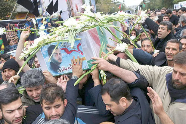 وسائل إعلام في إيران تكشف عن مقتل عشرات من مقاتليها في سوريا