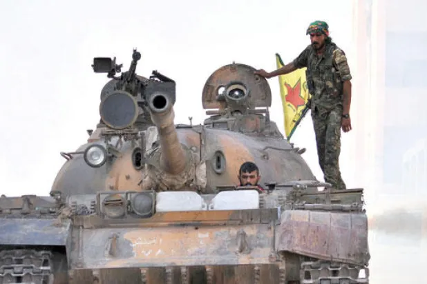 واشنطن تختبر ثقتها بالأكراد في استعادة الرقة